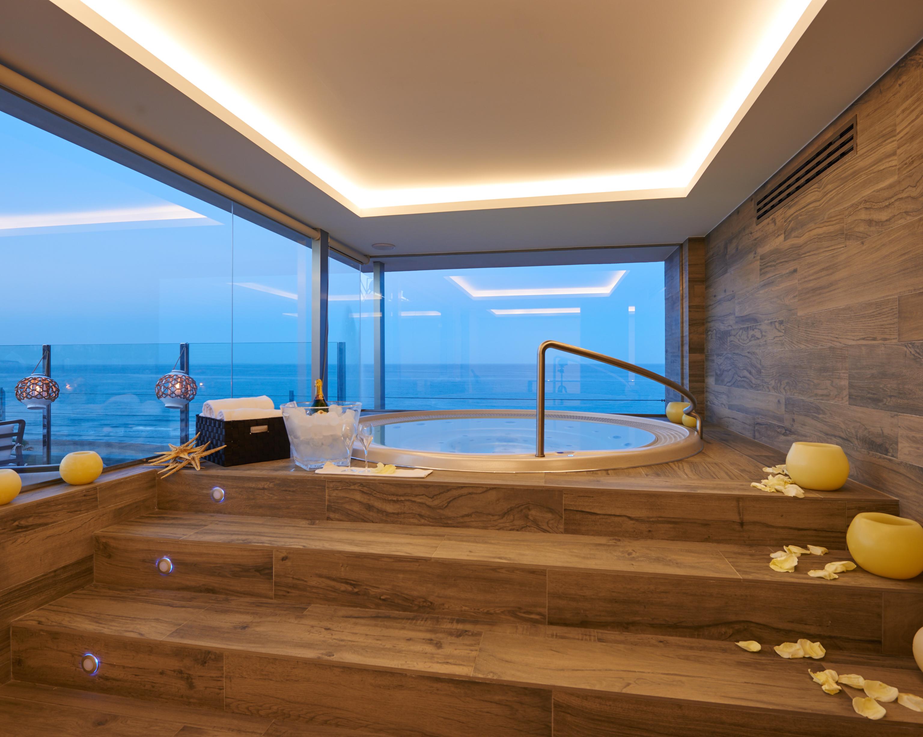 גוארדמר דל סגורה Hotel Meridional מראה חיצוני תמונה